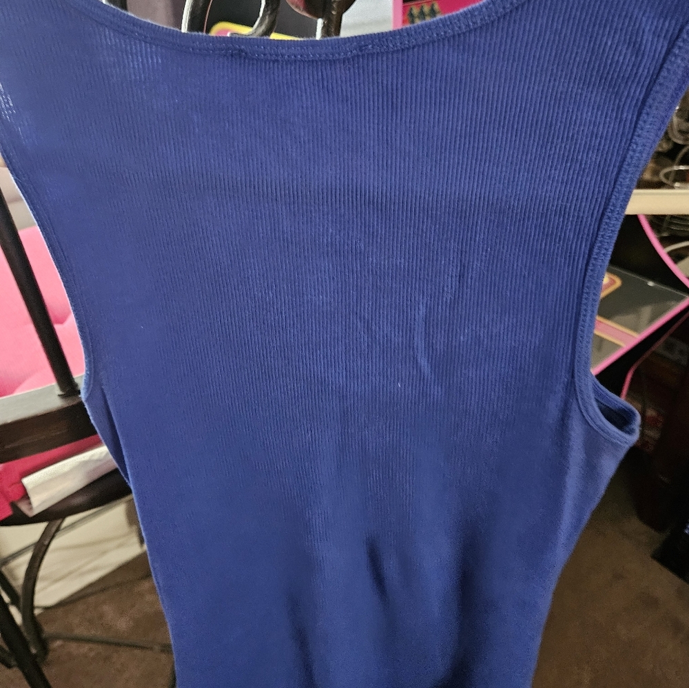 Tank top - Picture 3 of 3